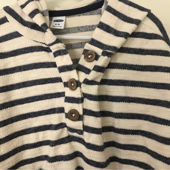 3/$15 old navy boys/kids 100% cotton blue and white stripe hoodie top - Picture 3 of 9